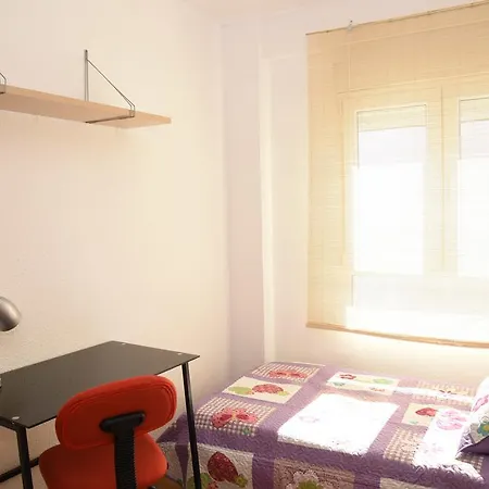 Blasco Ibanez - Playa Apartment *